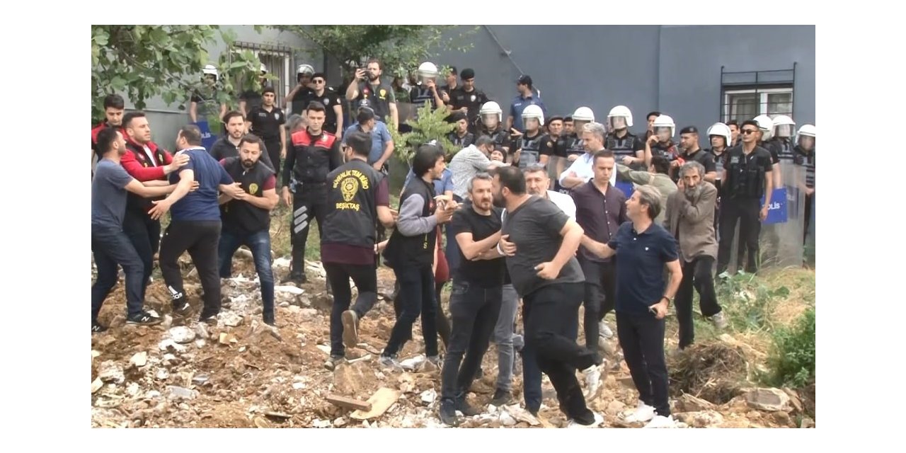 İstanbul Büyükşehir Belediyesi vatandaşla polisi karşı karşıya getirdi