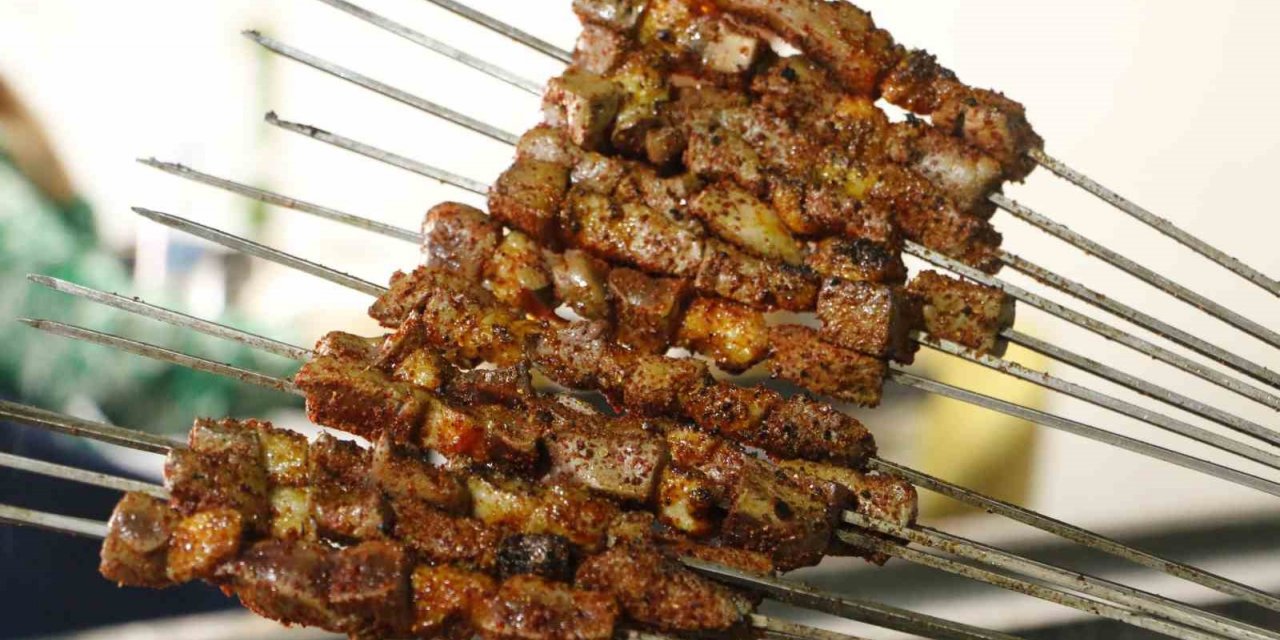 Diyarbakır’da Kurban Bayramı tatilinde en çok tüketilmesi beklenen yemek tescilli ciğer kebabı