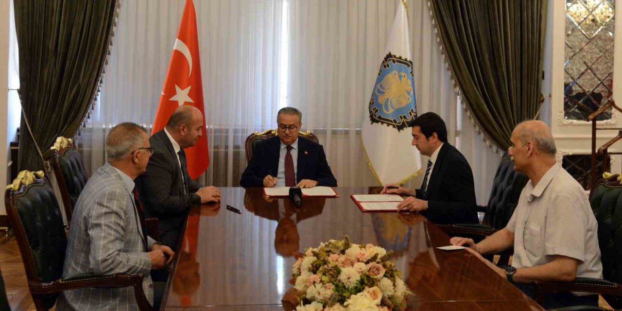 Lice halk kütüphanesi için protokol imzalandı