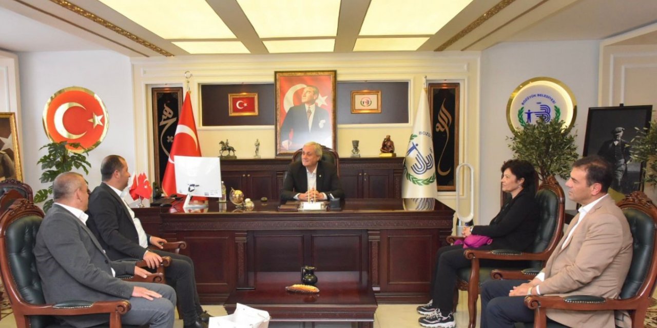 Başkan Bakkalcıoğlu DİSK Genel-İş Sendikası yöneticileri ile bir araya geldi