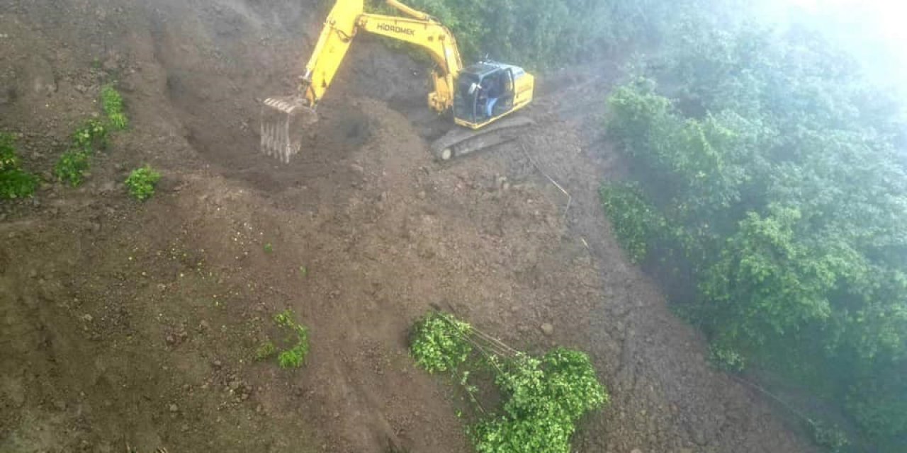 Heyelan bölgelerinde yoğun çalışma