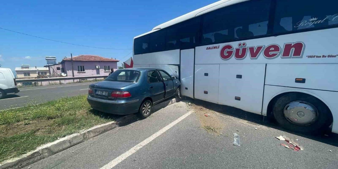 Turgutlu’da zincirleme kaza: 2’si çocuk 5 yaralı