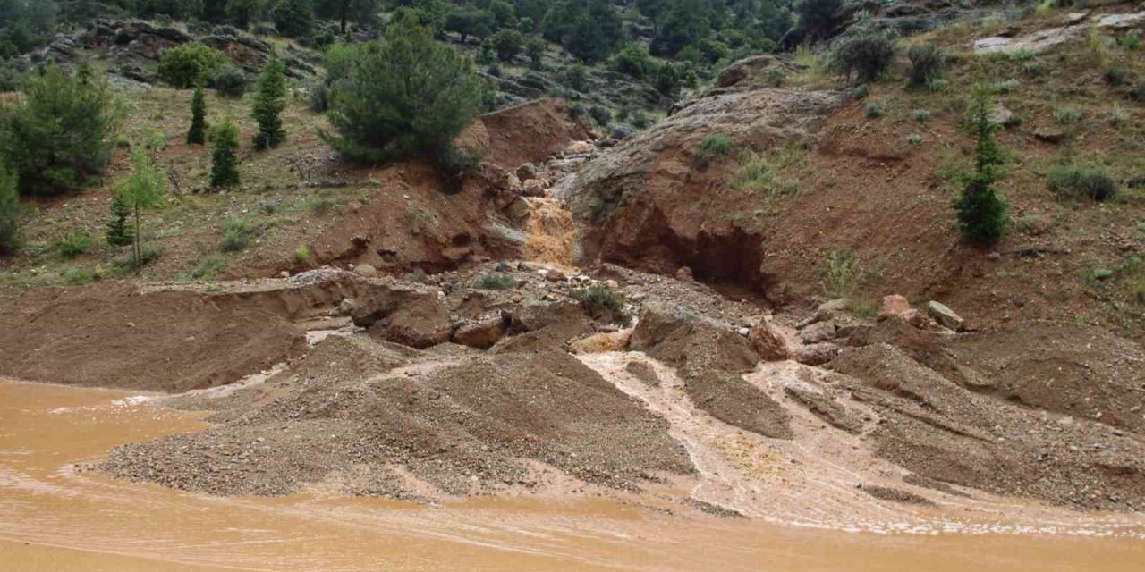 Heyelan felaketinin yaşandığı bölge dron ile görüntülendi