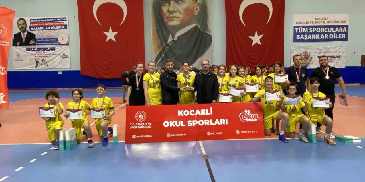 Başak Koleji Korfbol Takımı namağlup şampiyon oldu