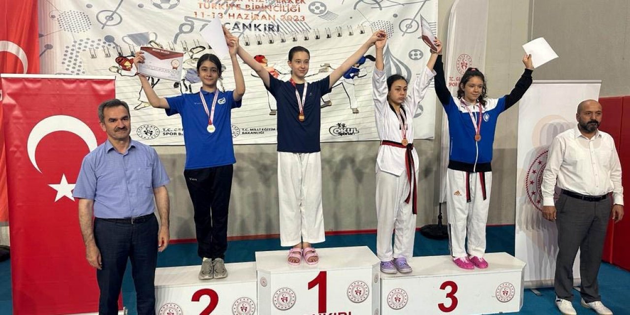 Sakarya Büyükşehir sporcusundan taekwondoda önemli başarı