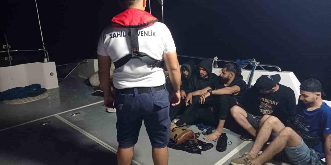 Bodrum’da 9 düzensiz göçmen kurtarıldı, 8’i yakalandı