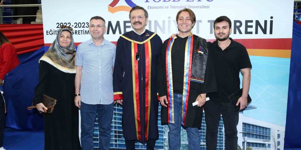 Türkiye’nin ilk yapay zeka mühendisleri TOBB ETÜ’den