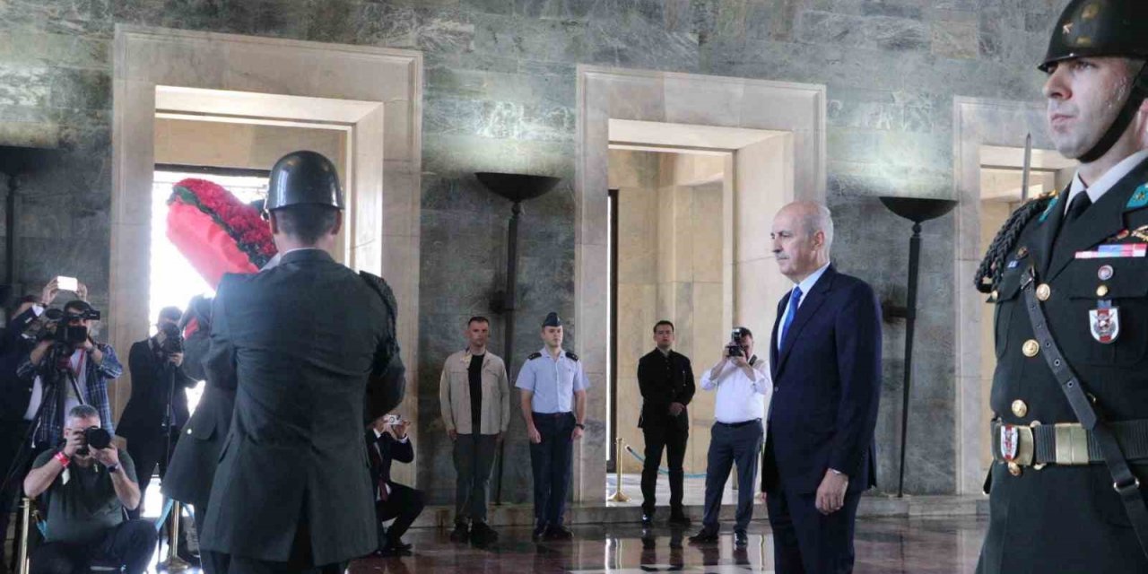 TBMM Başkanı Kurtulmuş ve Başkanlık Divanı üyelerinden Anıtkabir’e ziyaret