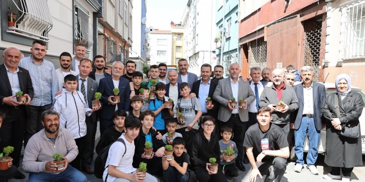 Bayrampaşa’da 50 bin fesleğen dağıtılacak