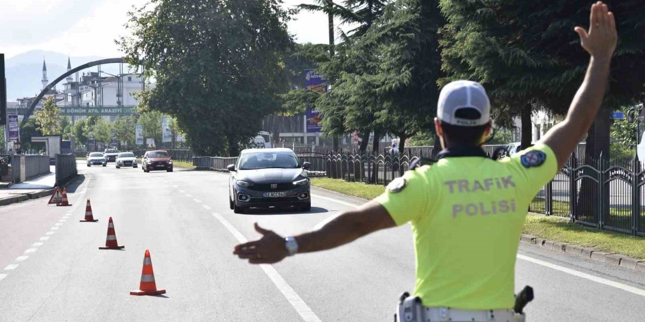 Ordu’da bir haftada yaklaşık 10 bin araç denetlendi