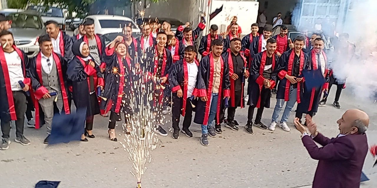 Mesleki Eğitim’de mezuniyet coşkusu