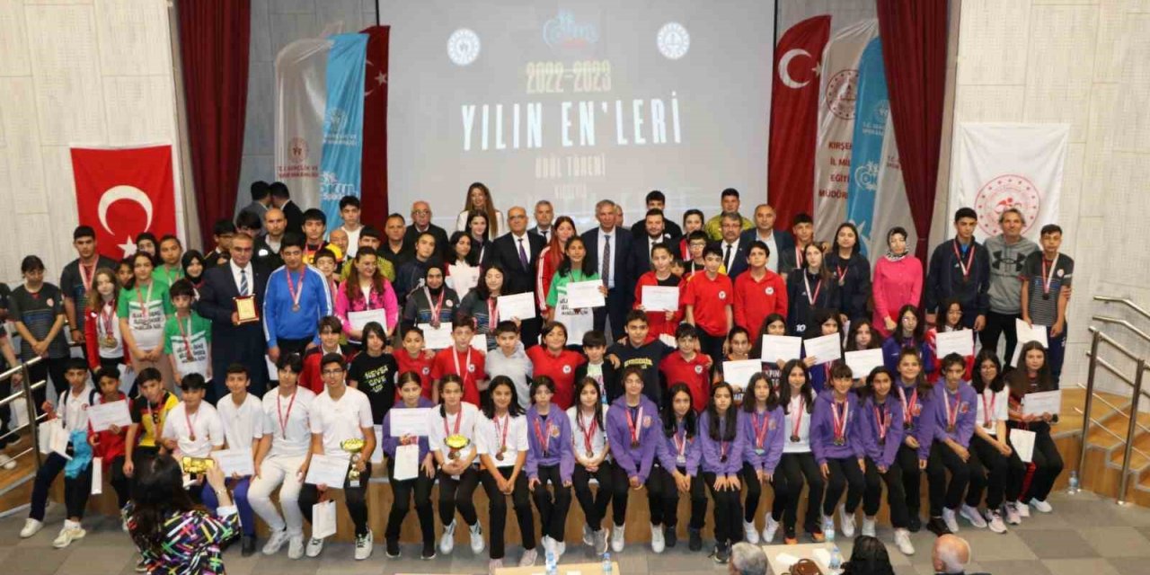 Okul sporlarında ’yılın enleri’ ödülleri verildi