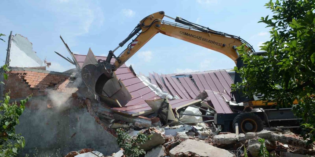 Tarım arazileri üzerindeki kaçak yapılar mercek altında