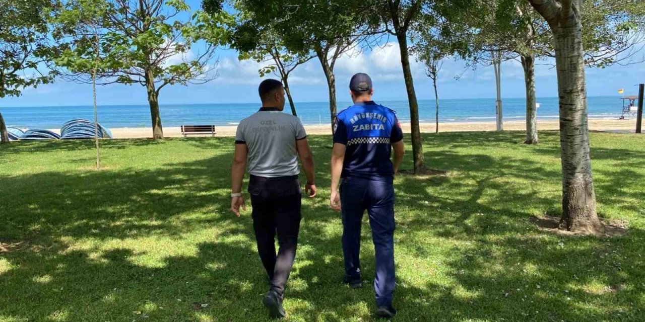 Zabıta ekipleri plajlarda görev başında