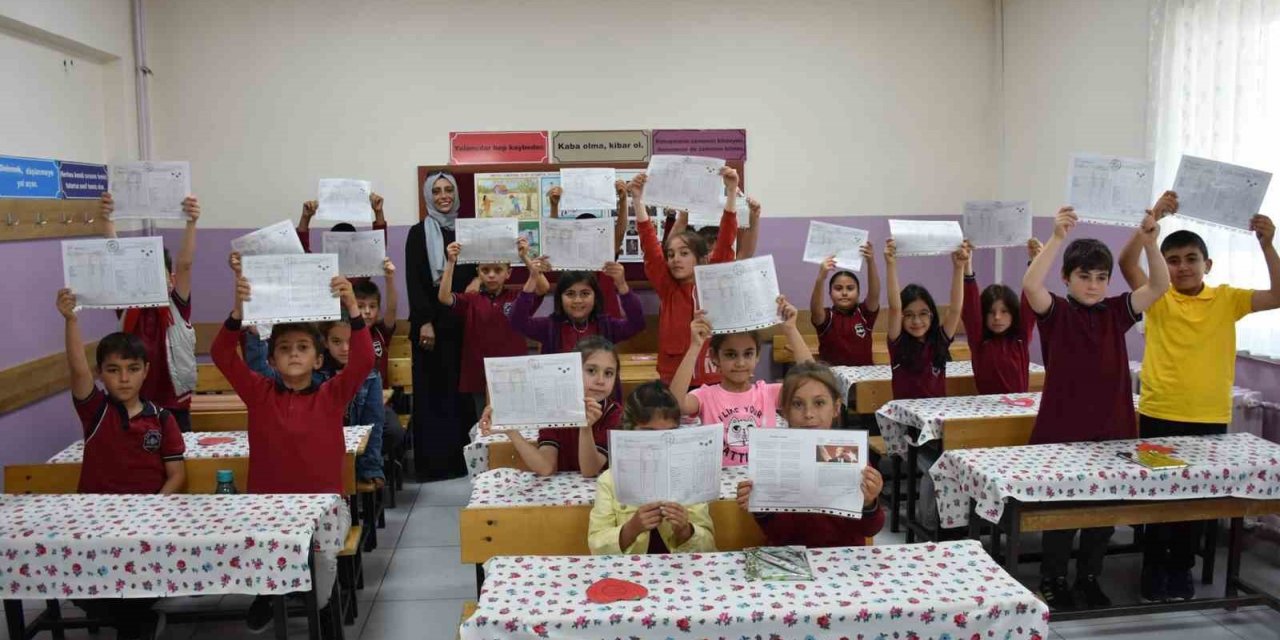 Kırıkkale’de 51 bin öğrenci karne aldı