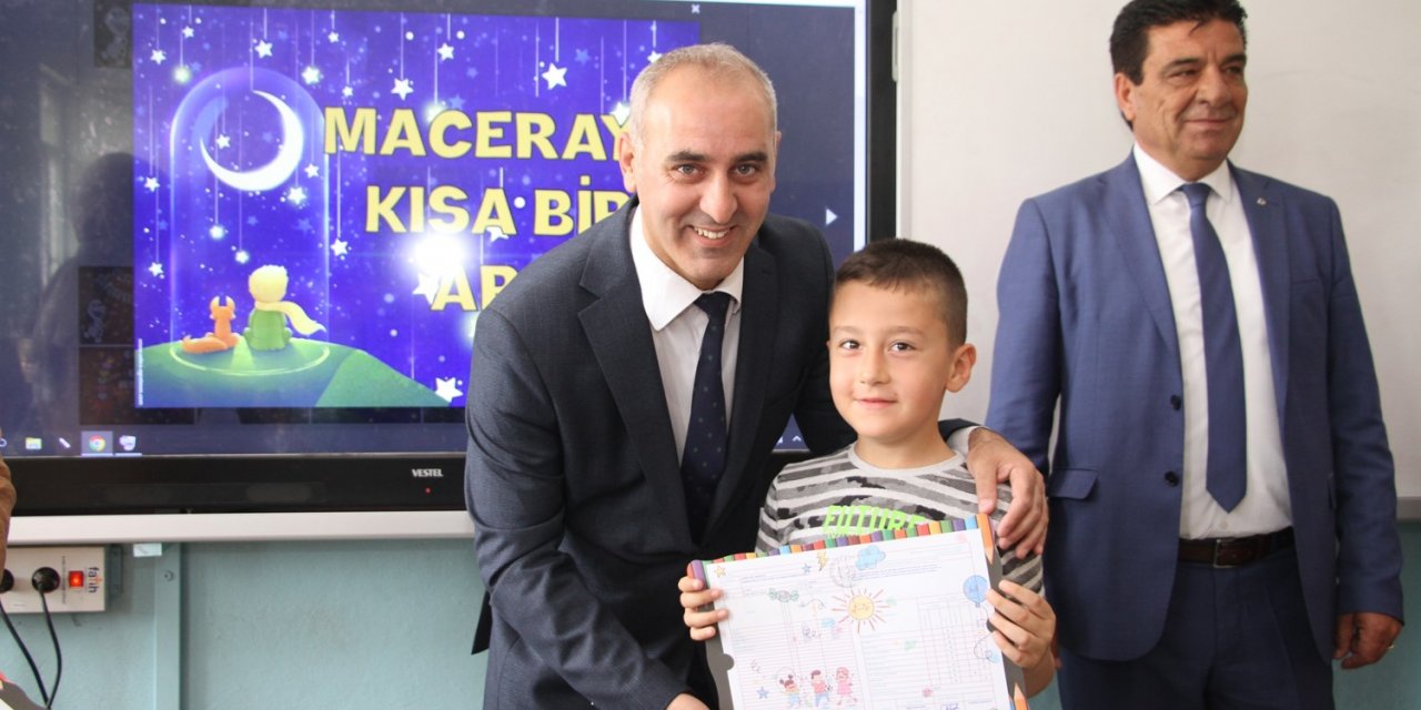 Kula’da 6 bin 362 öğrenci karne sevinci yaşadı