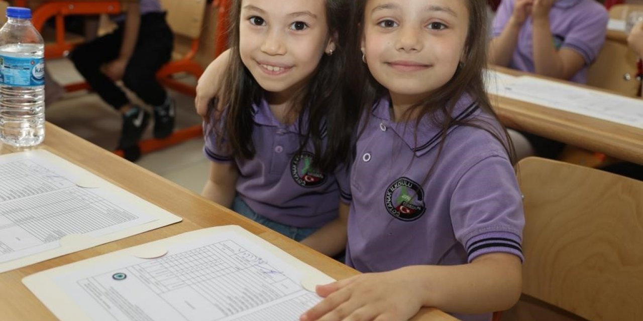 Giresun’da 65 bin öğrenci karne heyecanı yaşadı