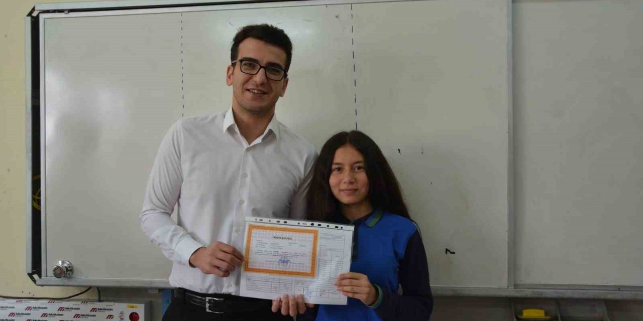 Selendi’de 2 bin 694 öğrenci karne aldı