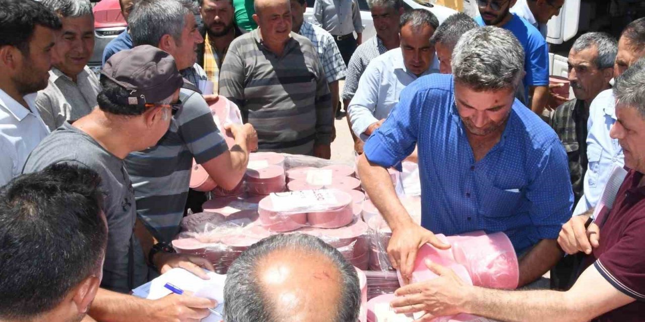 Buldanlı hayvan yetiştiricilerine destek