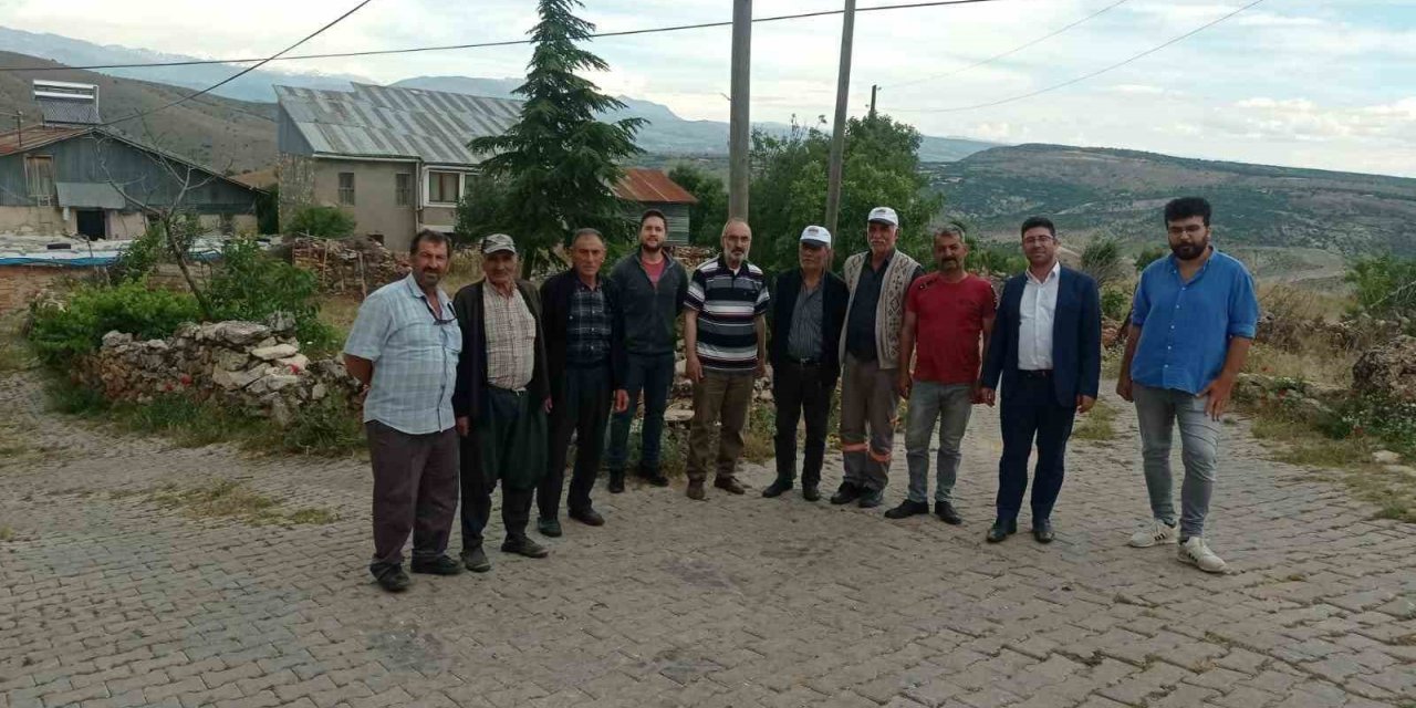 Elazığ’da çiftçiler keneye karşı bilgilendirildi