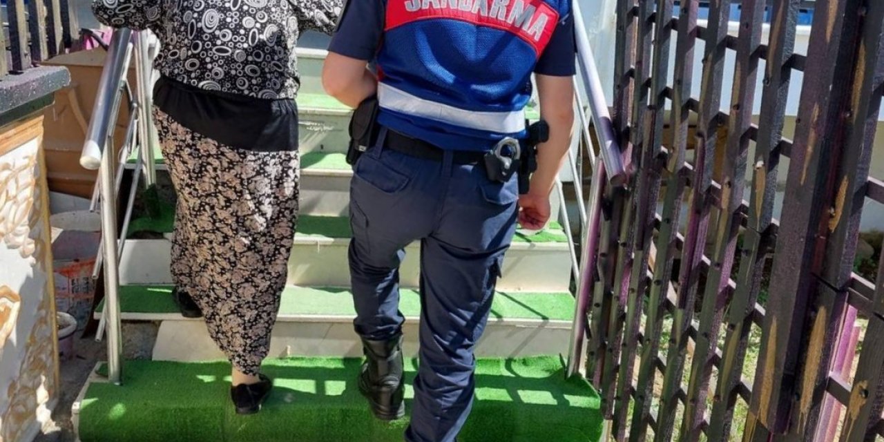 Kaybolan yaşlı kadın jandarma tarafından bulundu