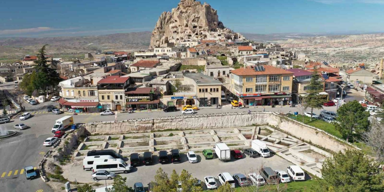 Uçhisar Kent Meydanına Kavuşuyor