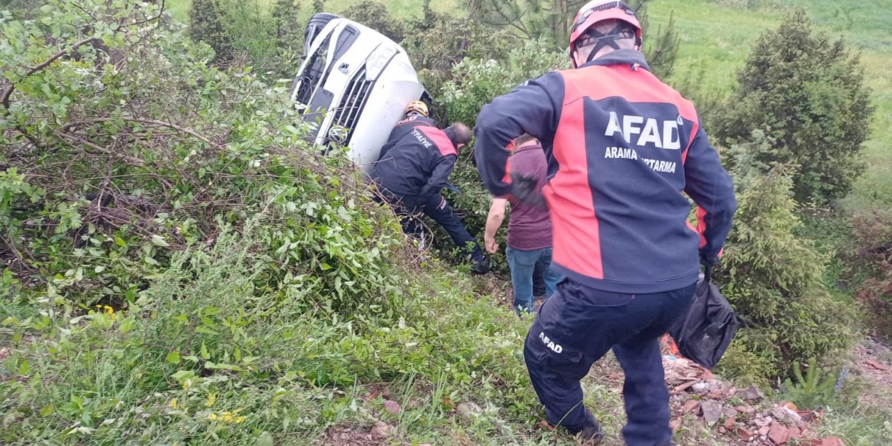Karabük’te otomobil takla attı: 2 yaralı