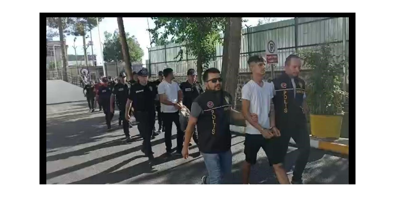 Diyarbakır’da suç makinelerine ‘eksen operasyonu’ ile şafak operasyonu: 15 gözaltı