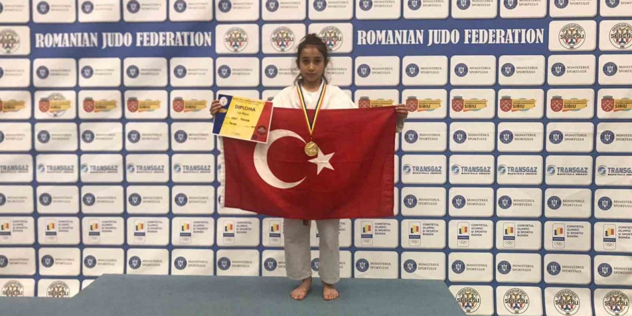 Karamanlı Milli Judocu Leyla Abanoz’un Balkan Şampiyonu olması sevindirdi