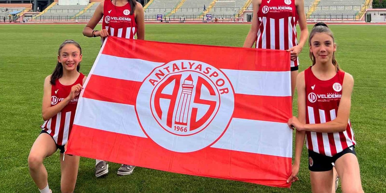 Antalyaspor atletleri fırtına gibi esti