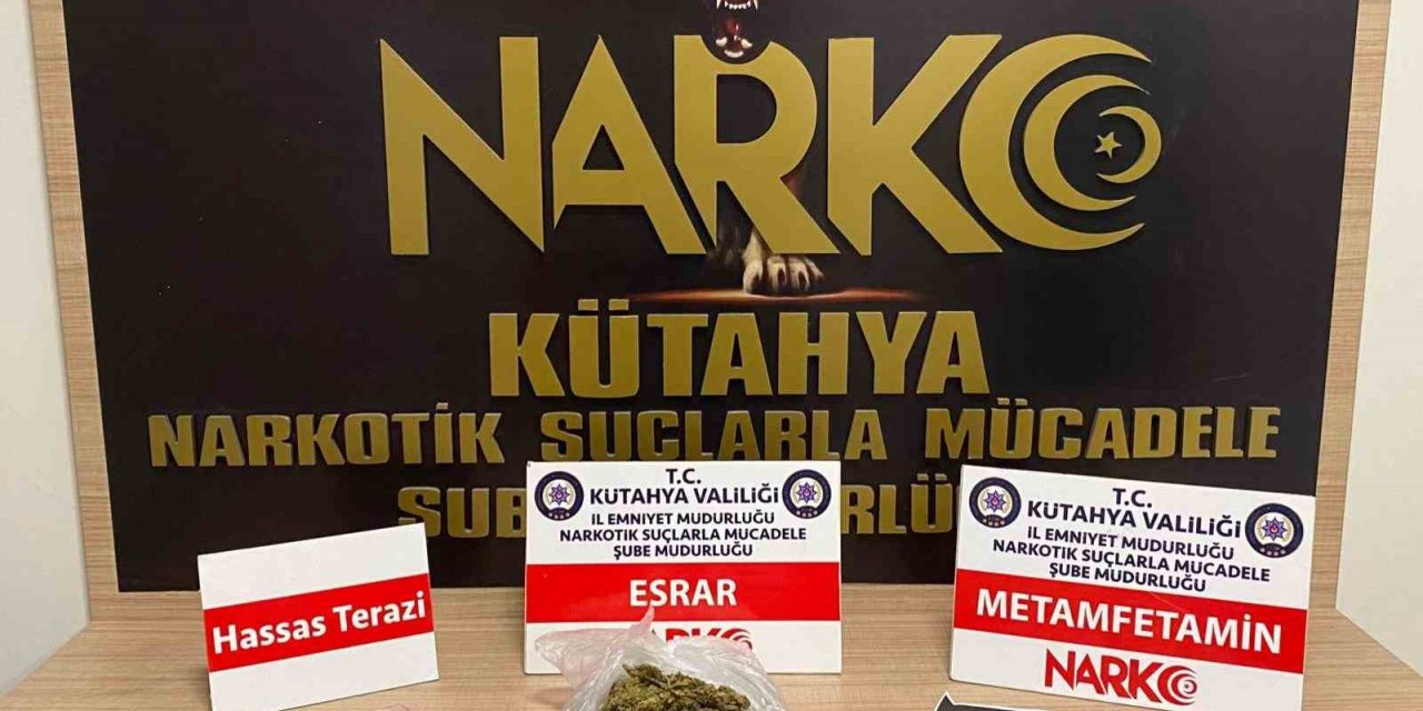 Araçta silah ve uyuşturucu ile yakalanan 2 şüpheli tutuklandı