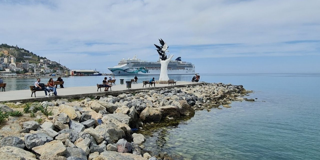 Kuşadası’nda bayram rezervasyonu yoğunluğu