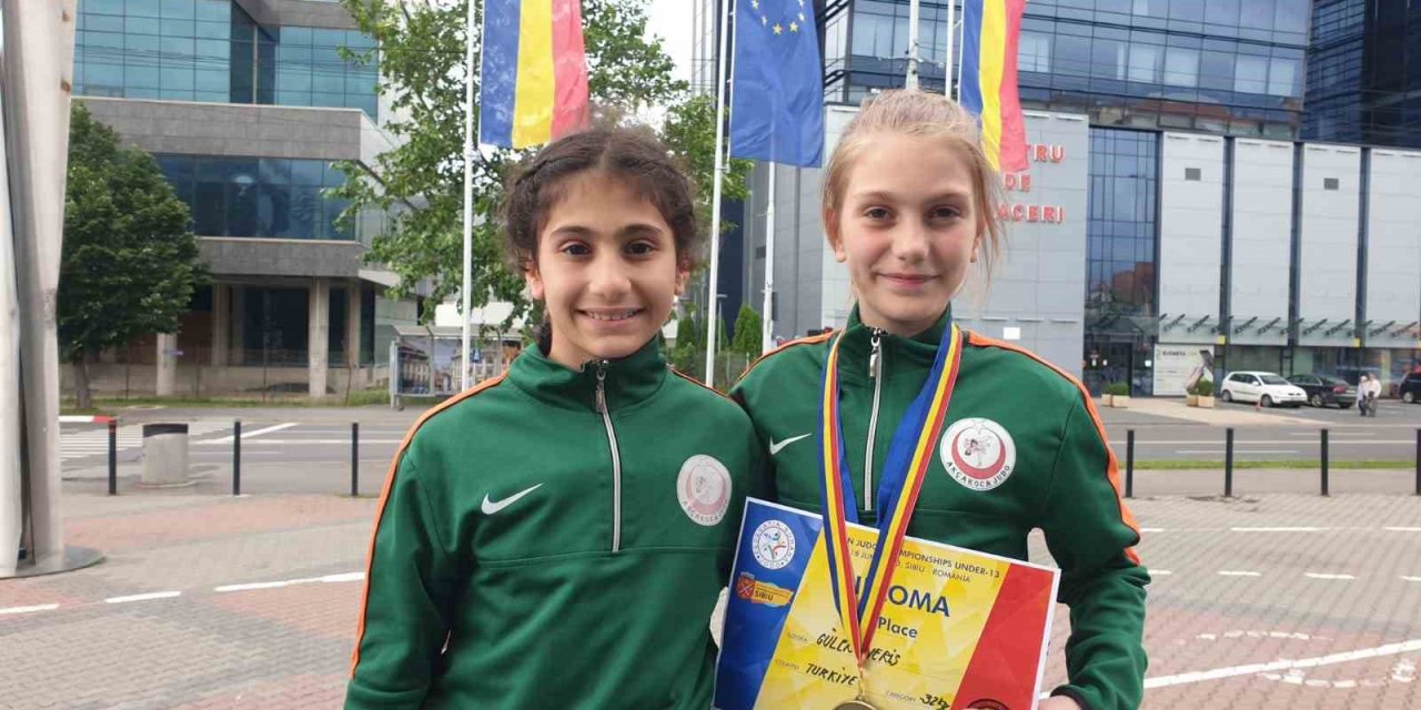 Minik judocular ülkemizi temsil etti