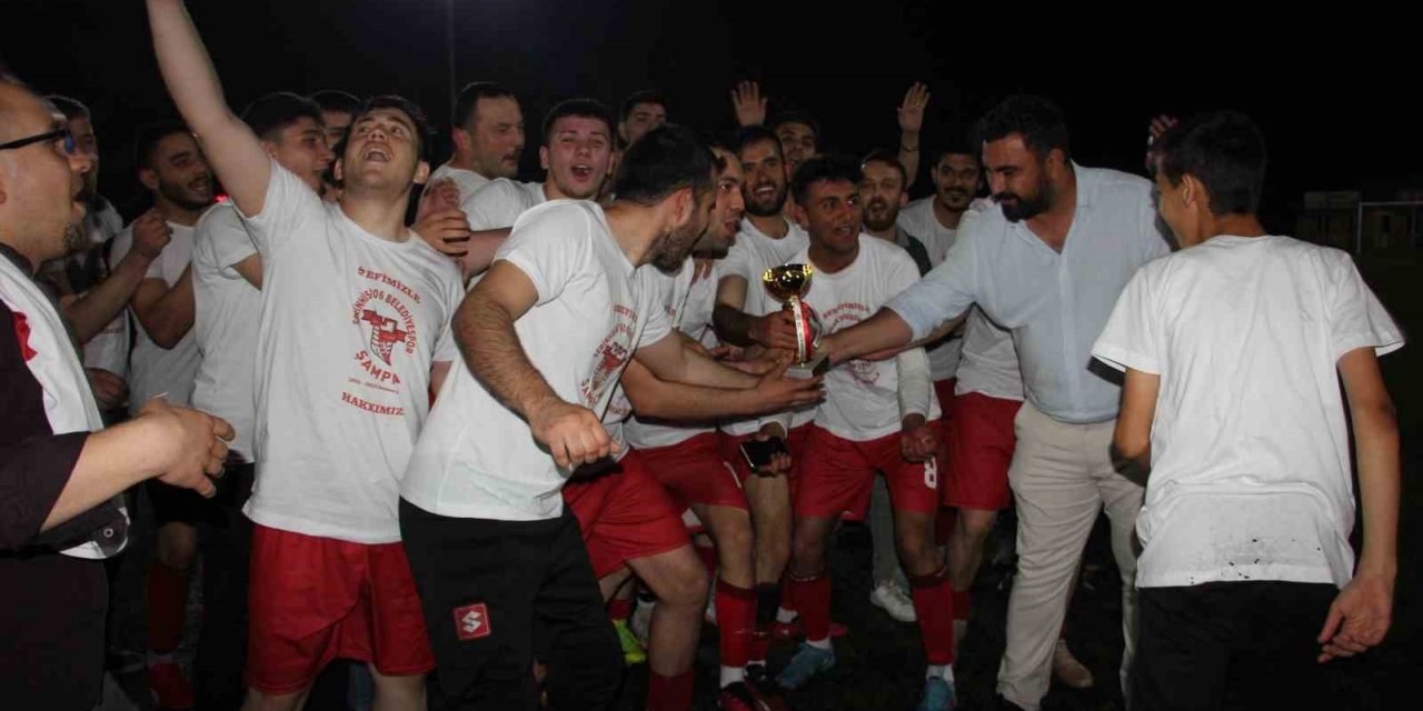 Serinhisar kurulduğu yıl şampiyon oldu