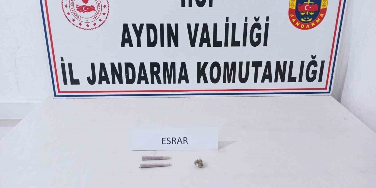 Jandarma uyuşturucuya geçit vermiyor: 9 gözaltı