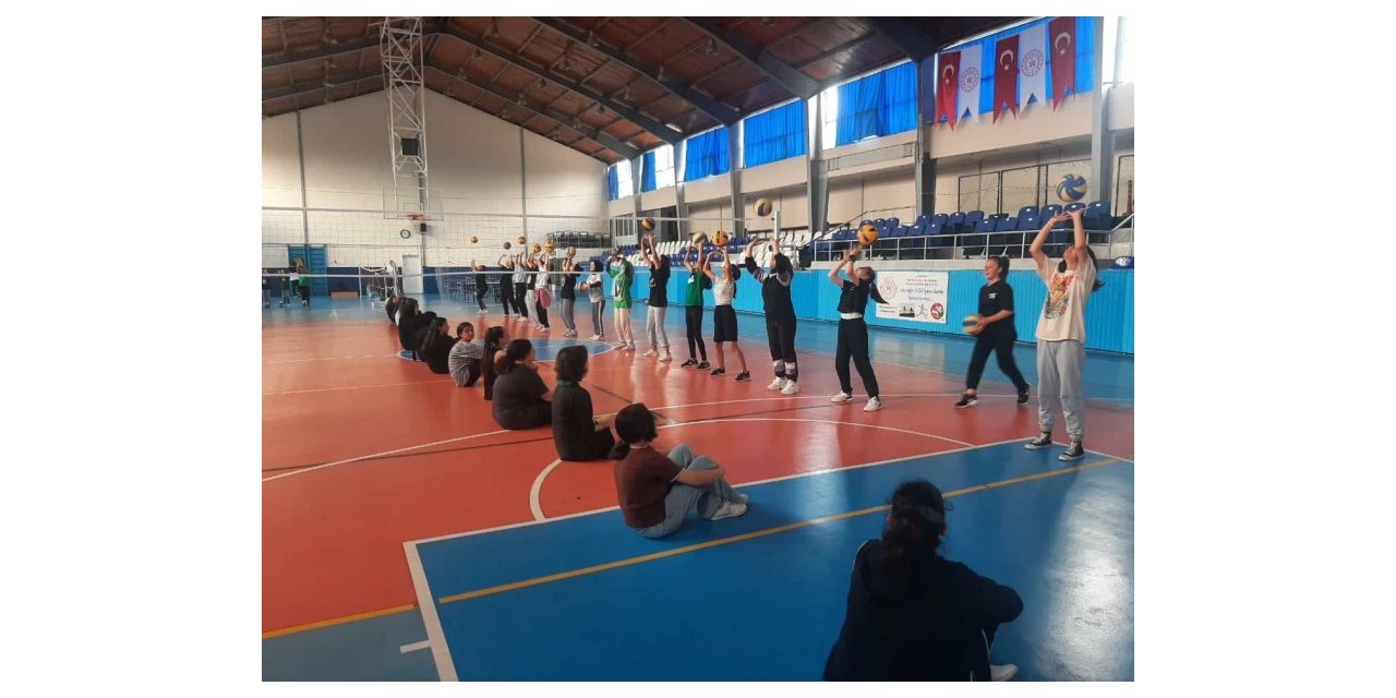 Gediz’de spor okulu kayıtları başladı