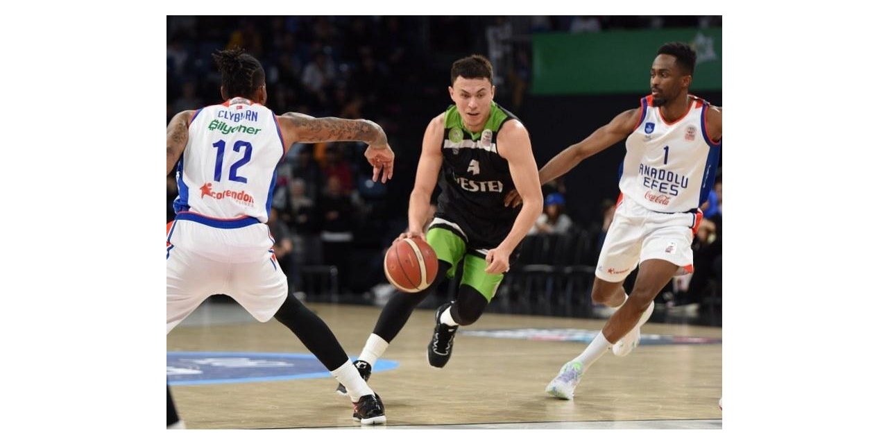 Pako Cruz, 1 sezon daha Manisa BBSK’da