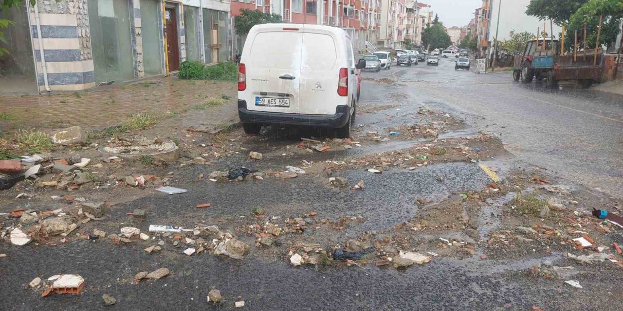 Tekirdağ’da gökyüzünden su boşaldı