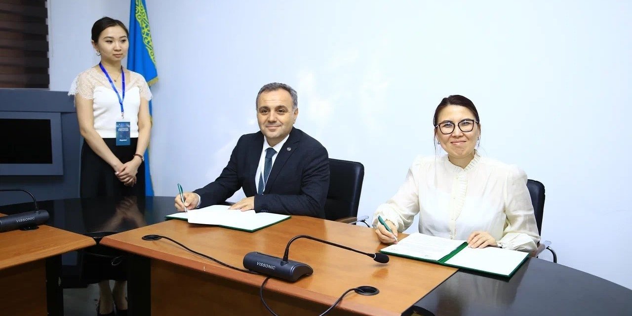 ERÜ ile National Women’s Teacher Training Üniversitesi arasında iş birliği