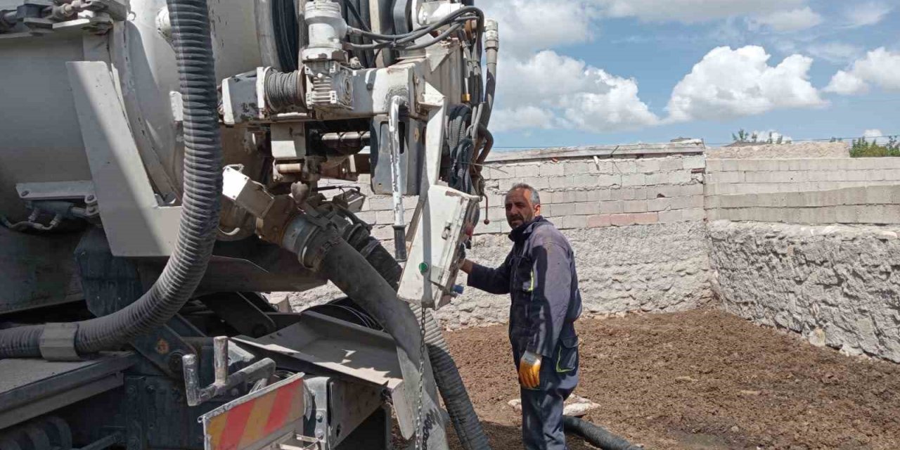 Özel İdare ekipleri sahada