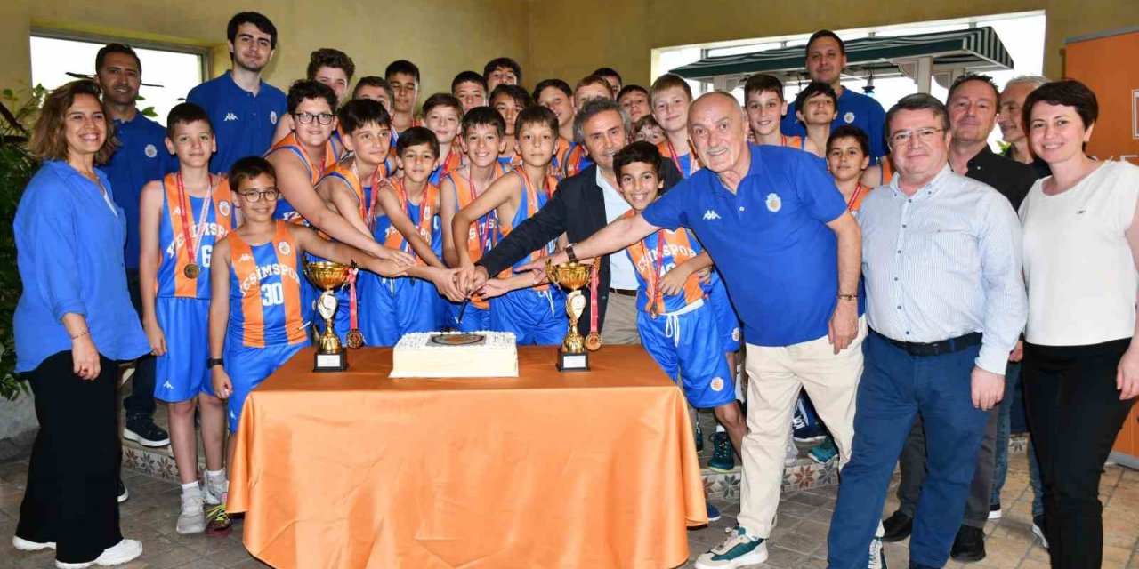 Yeşim Spor 20. yılında yine zirvede