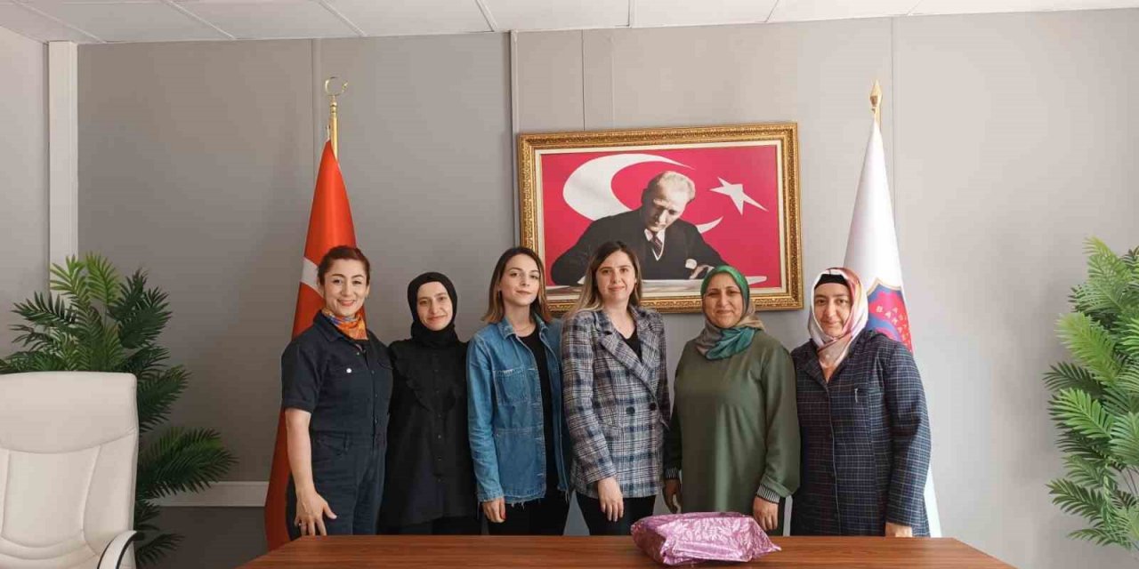 Gönüllü gençler kadın mahkumlarla buluştu