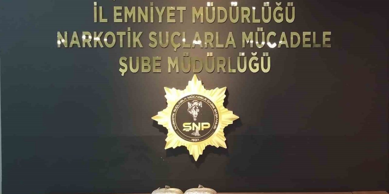 Araçtan 7 kilo uyuşturucu çıktı