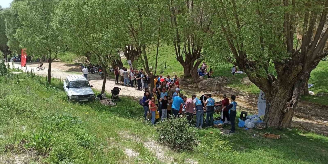 İşçiler aileleri ile birlikte bahar şenliğinde buluştu