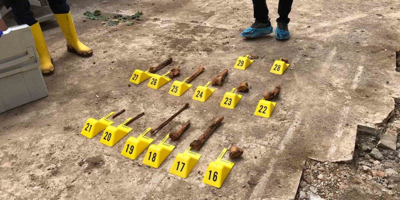 Gümüşhane’de kanalizasyon kazısında kafatası bulunan alanda çalışmalar genişletildi