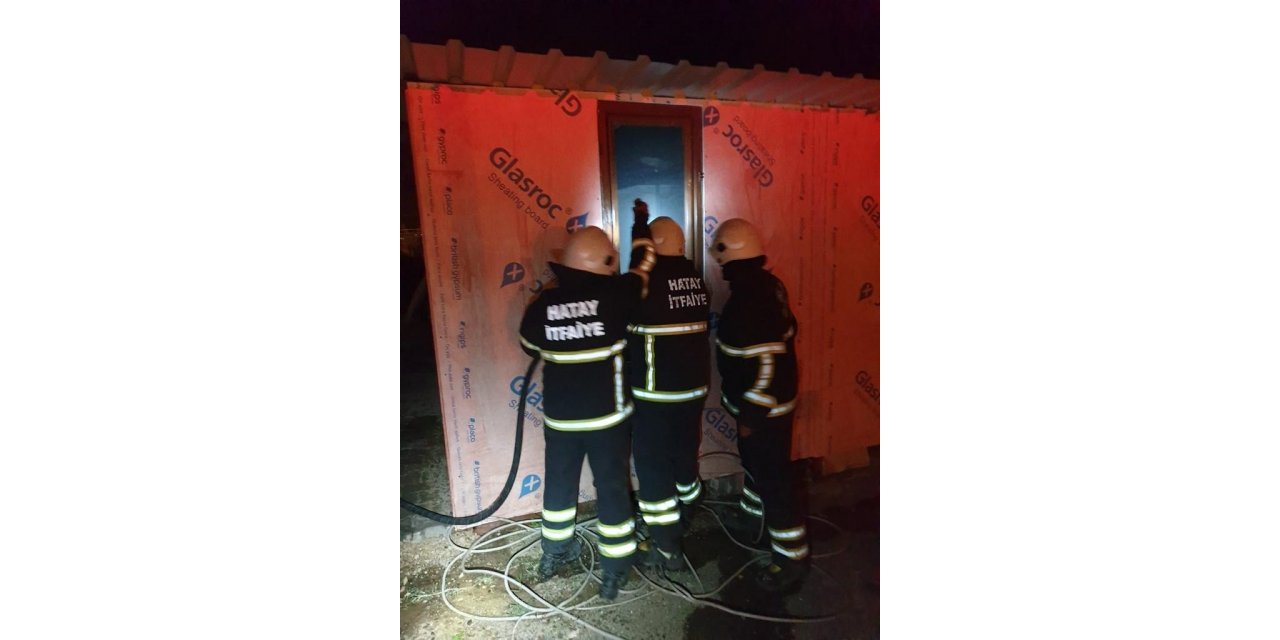 Arsuz’da konteyner yangını