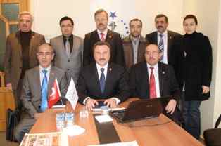 ''2011'de de siyasi istikrar çok önemli''