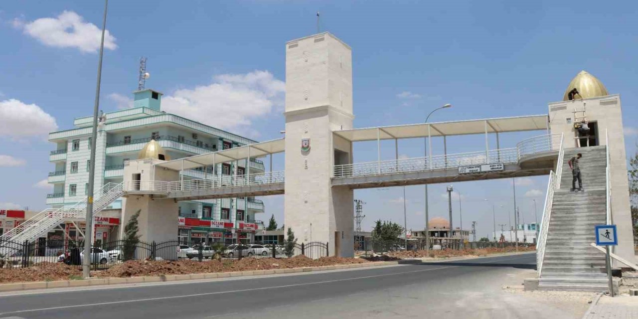 Akçakale’nin sorunlarını büyükşehir belediyesi çözüyor