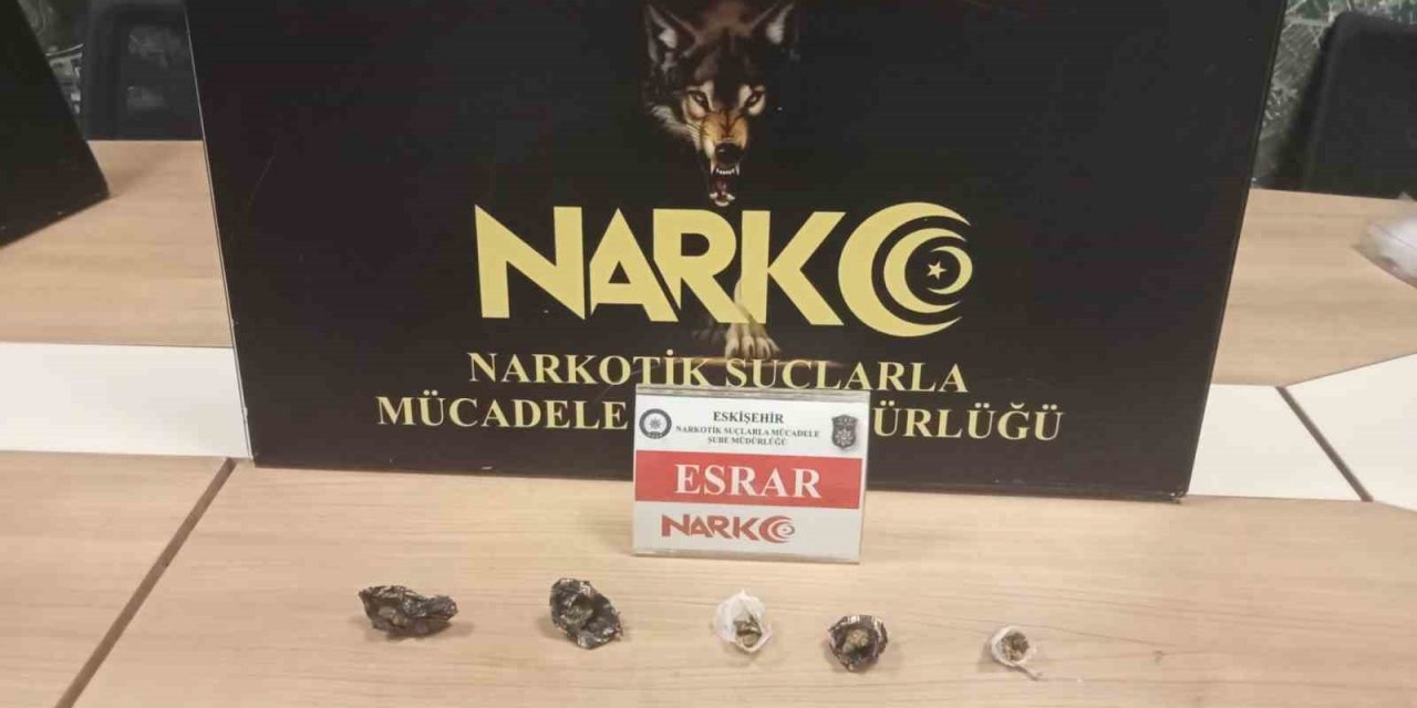 Uyuşturucu operasyonunda 500 gram esrar ele geçirildi: 2 tutuklama