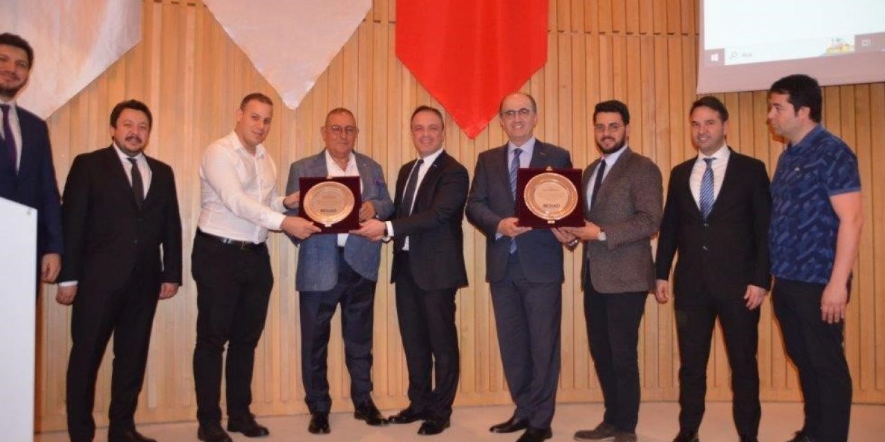 Bağlantı Elemanları Sanayici ve İş İnsanları Derneğinde Topuk dönemi